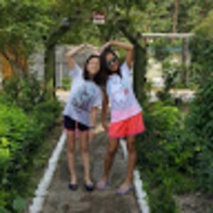 Meet your Posher, Esther